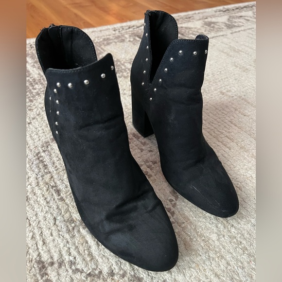A new day black booties size 8 - Picture 2 of 4